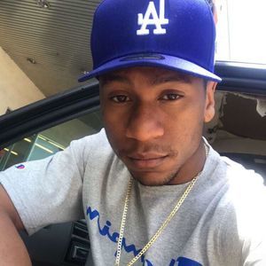 Meet your Posher, Justin